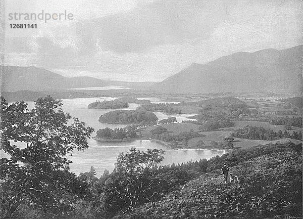 Derwentwater  von Falcon Crag aus  um 1896. Künstler: Gebrüder Grün.