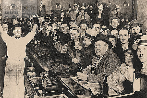 Die Nacht  in der die Prohibition beendet wurde  Chicago  5. Dezember 1933.