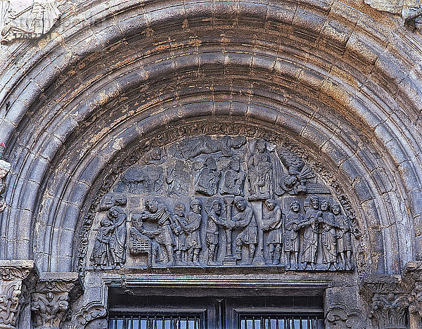 Kathedrale von Santiago  die Platerías-Tür  Detail des Tympanons mit Szenen aus dem Leben Jesu ?