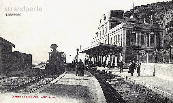 Bahnhof Arenys de Mar  Dorf an der Küste von Barcelona  1910.