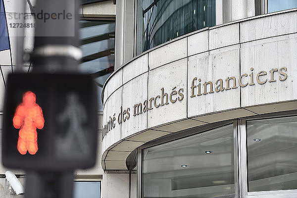 Frankreich   Paris   Place de la Bourse   Gebäude der AMF   Finanzaufsichtsbehörde   Verkehrsampeln