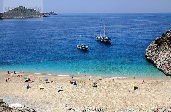 Türkei  Provinz Antalya  Strand von Kaputas zwischen Kalkan und Kas