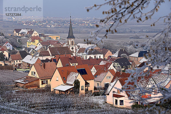 Das Dorf Rorschwihr im Winter  Elsass  Frankreich
