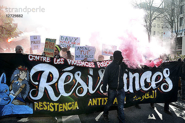 Frankreich  Protest gegen Polizeigewalt in der Stadt Nantes.