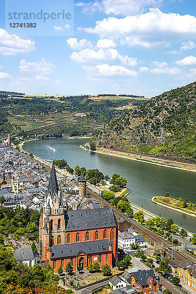 Germany  Rhineland-Palatinate  Middle Rhine Valley  Oberwesel and Church of Our Lady  Middle Rhine