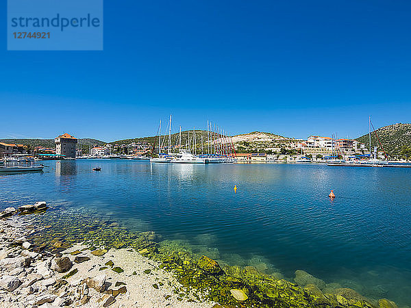 Croatia  Dalmatia  Adriatic Sea  Fishing village Marina  Bay with sailing boats