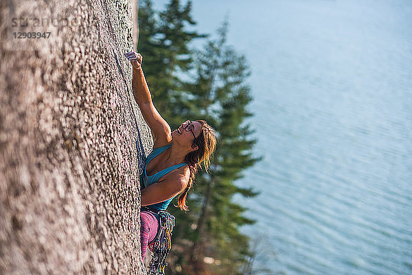 Felsklettern für Frauen  Malamute  Squamish  Kanada