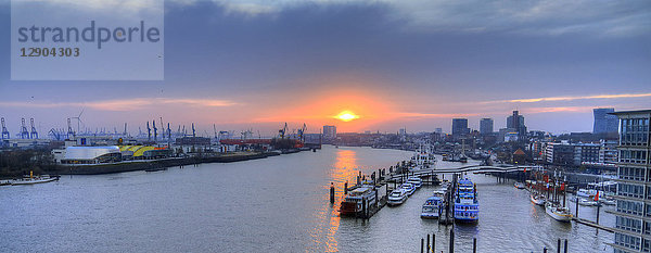 Hamburger Hafen  Hamburg  Deutschland  Europa