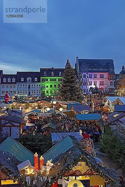 Weihnachtsmarkt  Landau  Rheinland Pfalz  Deutschland  Europa