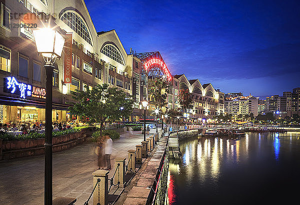 Singapore  Clarke Quay  Riverside Point by night