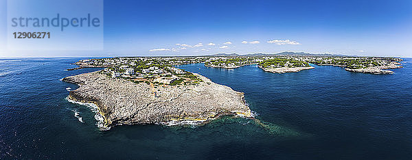 Spain  Balearic Islands  Mallorca  Coast of Cala d'or and bay Cala Ferrera