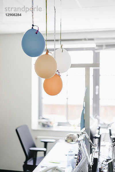 Birthday decoration in an office