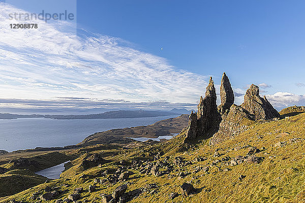 UK  Scotland  Inner Hebrides  Isle of Skye  Trotternish  morning mood at Loch Leathan and The Storr