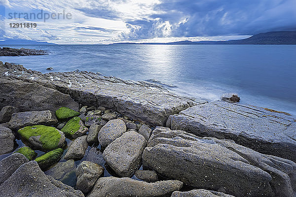 UK  Scotland  Inner Hebrides  Isle of Skye  beach near Elgol