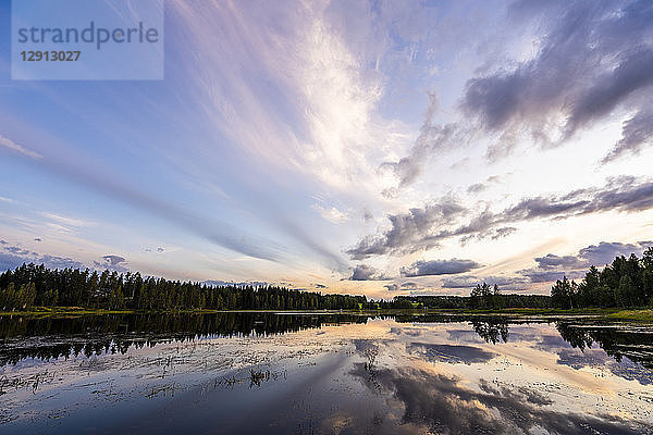 Finland  Kjaani  Kajaani river at sunset