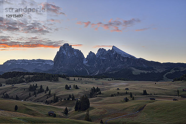 Italy  South Tyrol  Seiser Alm  Langkofel and Plattkofel at sunrise