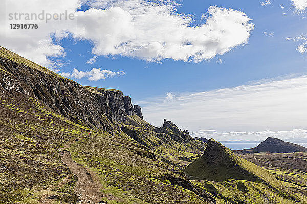UK  Scotland  Inner Hebrides  Isle of Skye  Trotternish  Quiraing  hiking trail