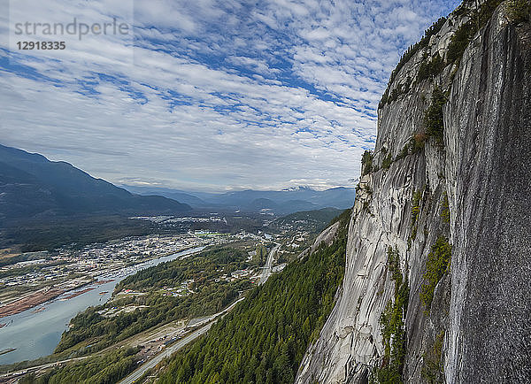 Blick auf die Felsformation Stawamus Chief  Squamish  British Columbia  Kanada