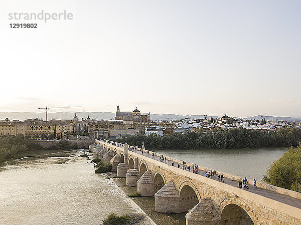 Römische Brücke  UNESCO-Weltkulturerbe  Cordoba  Andalusien  Spanien  Europa