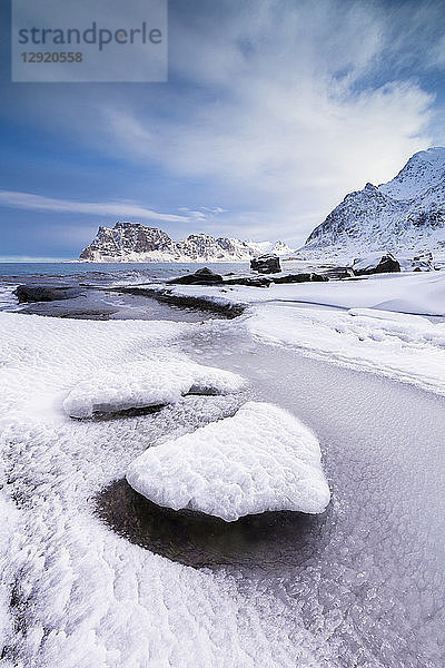 Uttakleiv Strand  Vestvagoy  Lofoten Inseln  Nordland  Norwegen