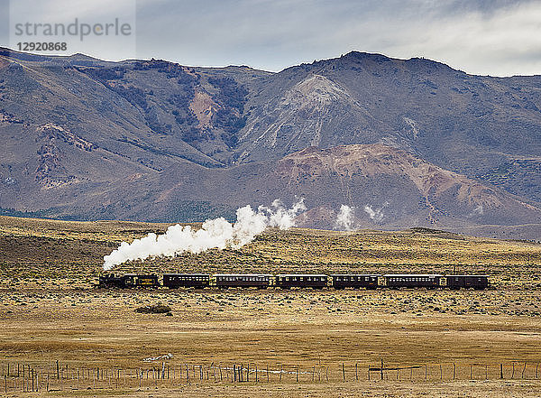 Alter Patagonien-Express La Trochita  Dampfzug  Provinz Chubut  Patagonien  Argentinien