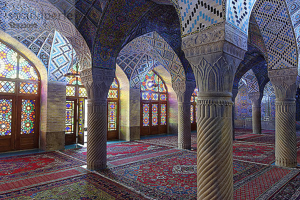 Nasir-ol-Molk-Moschee (Rosenmoschee)  Shiraz  Iran  Naher Osten