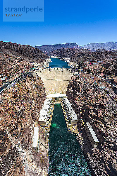 Hoover-Damm und See  Grenze zwischen Arizona und Nevada  Vereinigte Staaten von Amerika  Nordamerika