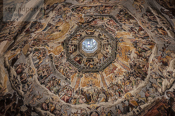 Das Innere der Kuppel von Brunelleschi  der Dom  Florenz  UNESCO-Weltkulturerbe  Toskana  Italien