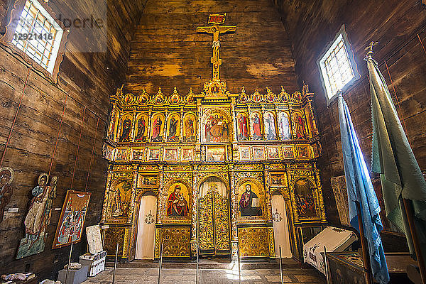 Innenraum der Heilig-Geist-Kirche  UNESCO-Welterbe  Rohatyn  Ukraine