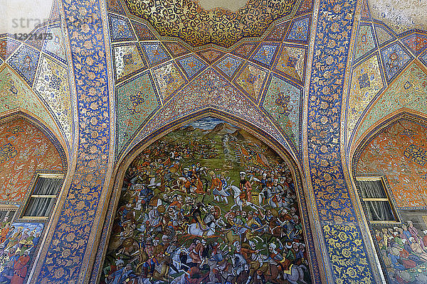 Fresko des Bankettsaals  Chehel-Sotoun-Palast (Vierzig Säulen)  Isfahan  Iran  Naher Osten