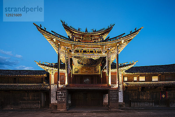 Der Drei-Terrassen-Pavillon  Shaxi  Provinz Yunnan  China