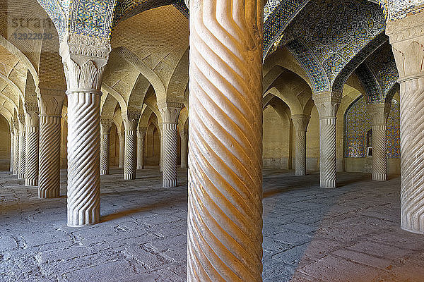 Gebetshalle Shabestan  Vakil-Moschee  westlich des Vakil-Basars  Shiraz  Iran  Naher Osten