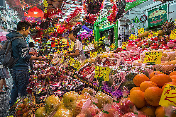 Markt in der Nelson Street  Mongkok  Kowloon  Hongkong  China  Asien