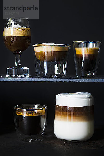 Kaffee  Espresso  Espresso Macchiato  schwarzer Kaffee und Latte Macchiato