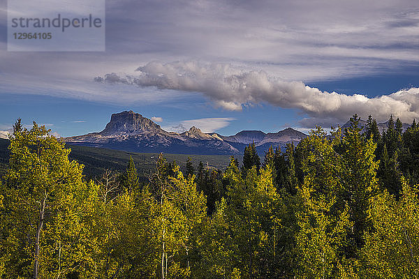 USA  Montana  Glacier National Park  Chief Mountain  östlich des Parks