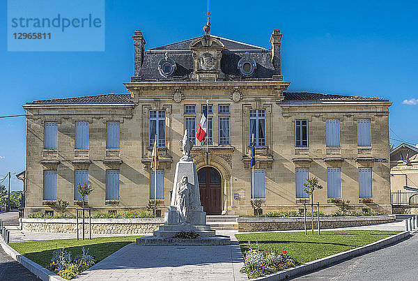 Frankreich  Gironde  Rions  Rathaus