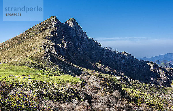 Frankreich  Pyrenäen Atlantiques  Baskenland  Almanlage im Iraty-Massiv