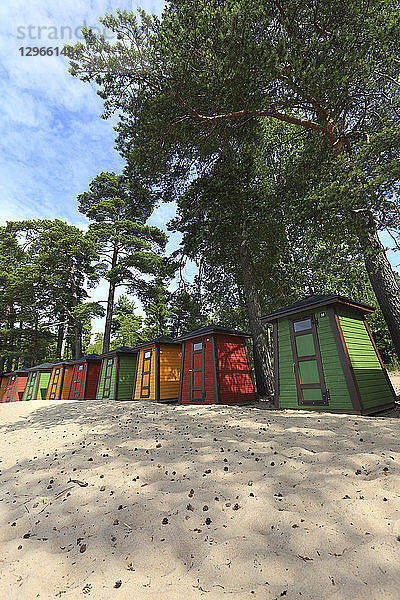Europa  Finnland  Helsinki. Schären von Helsinki. Strandhütten auf Pihlajasaari