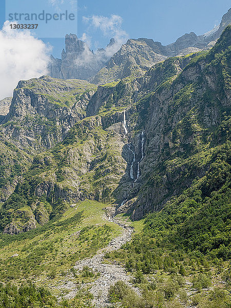 Schweizer Alpen  Bergszene  Schweiz