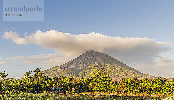 Vulkan Concepcion auf der Insel Ometepe  Nicaragua  Mittelamerika