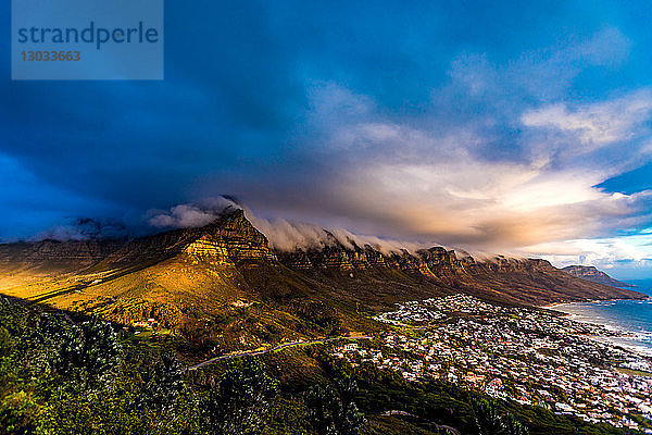 Blick auf Camps Bay  Kapstadt  Südafrika