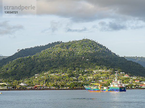 Hafen von Apia auf der Insel Upolu  der zweitgrößten Insel Samoas  Südpazifik-Inseln