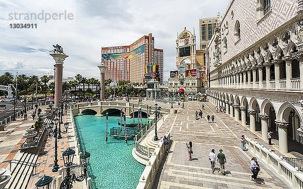 Blick auf den Kanal von The Venetian Hotel and Casino  The Strip  Las Vegas Boulevard  Las Vegas  Nevada  Vereinigte Staaten von Amerika  Nordamerika