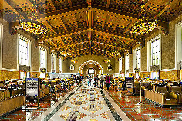 Blick auf das Innere der Union Station  Los Angeles  Kalifornien  Vereinigte Staaten von Amerika
