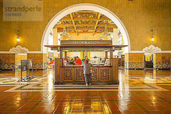 Blick auf das Innere der Union Station  Los Angeles  Kalifornien  Vereinigte Staaten von Amerika