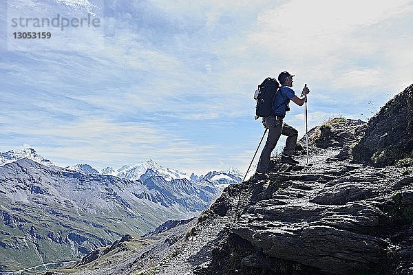 Wanderer auf dem Mont Cervin  Matterhorn  Wallis  Schweiz