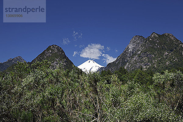 Villarrica Berg gegen Himmel