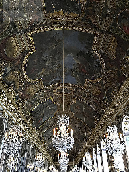 Spiegelsaal im Schloss Versailles