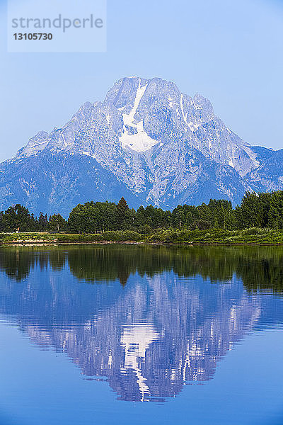 Mount Moran von der Oxbow Bend  Snake River  Grand Teton National Park; Wyoming  Vereinigte Staaten von Amerika