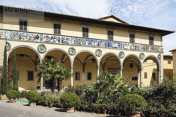 Ospedale del Ceppo di Pistoia auf der Piazza Giovanni  Altstadt von Pistoia; Pistoia  Toskana  Italien